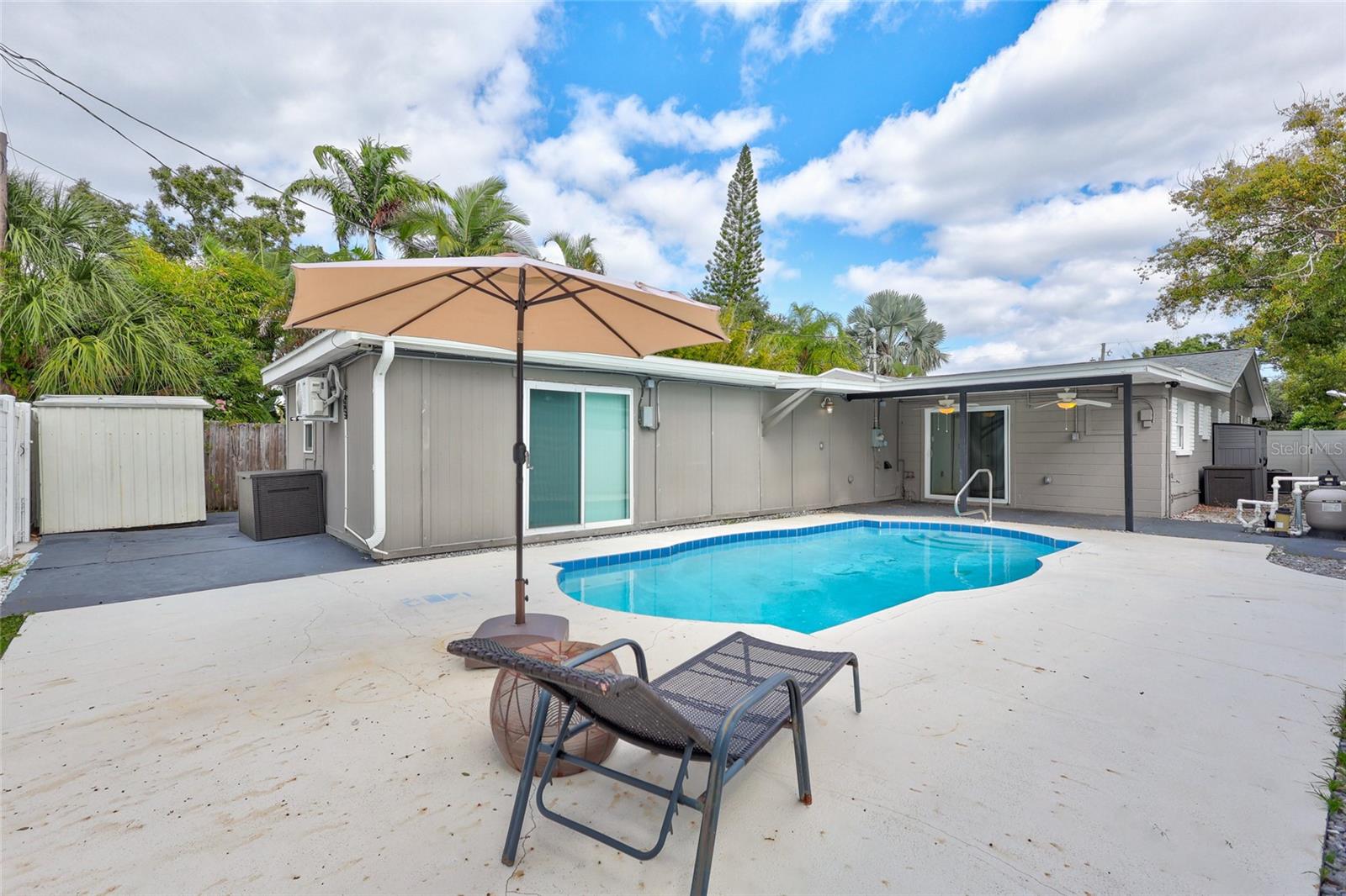 Image 38 of 42 For 3700 14th Street N