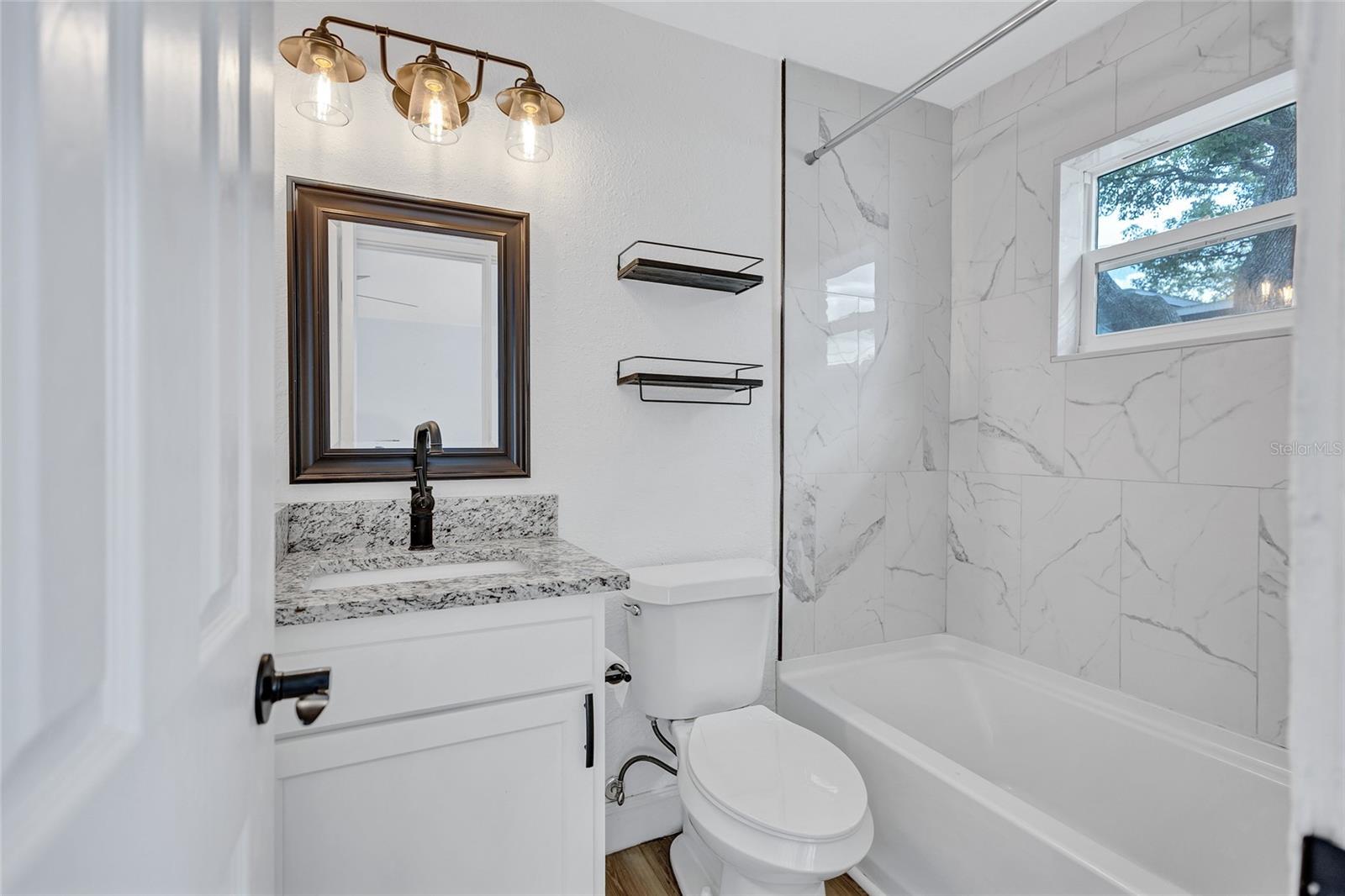 Image 7 of 42 For 3700 14th Street N