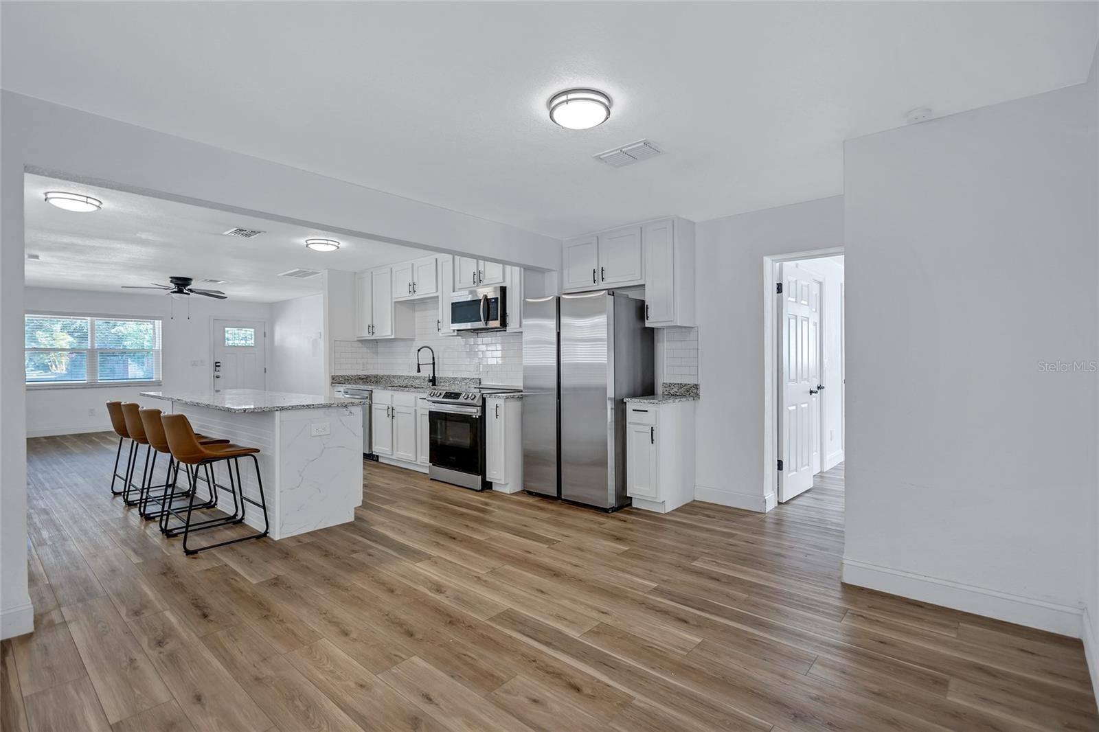 Image 9 of 42 For 3700 14th Street N