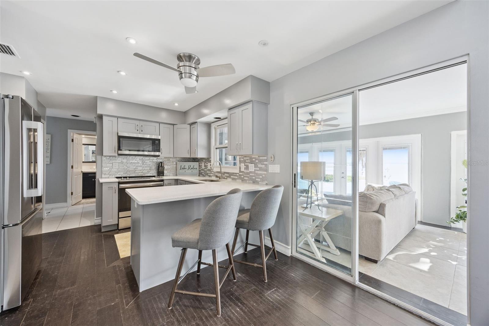 Image 16 of 64 For 10145 Lake Louisa Road