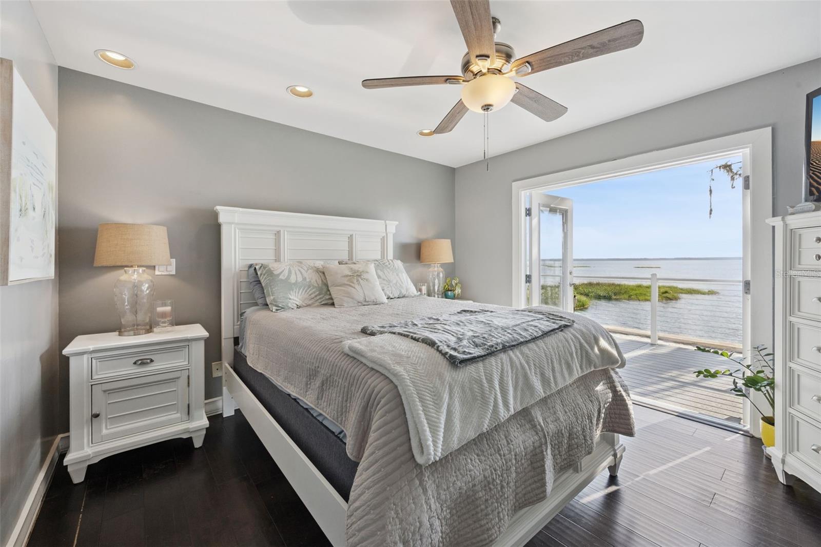 Image 23 of 64 For 10145 Lake Louisa Road