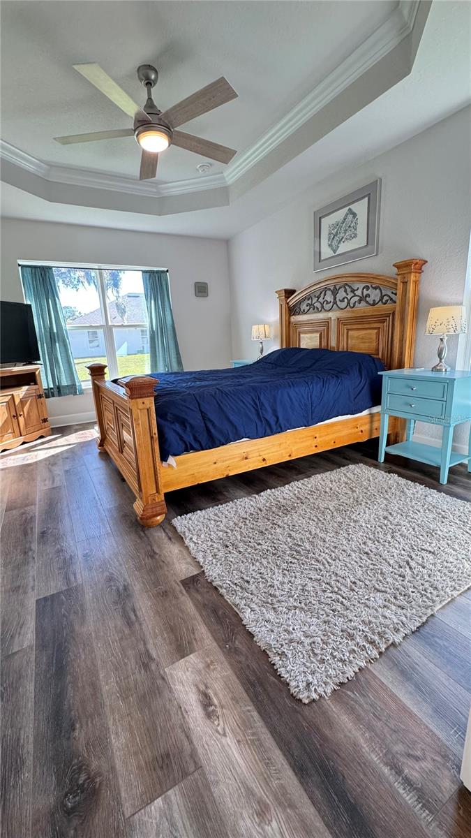 Image 27 of 81 For 10169 78th Court