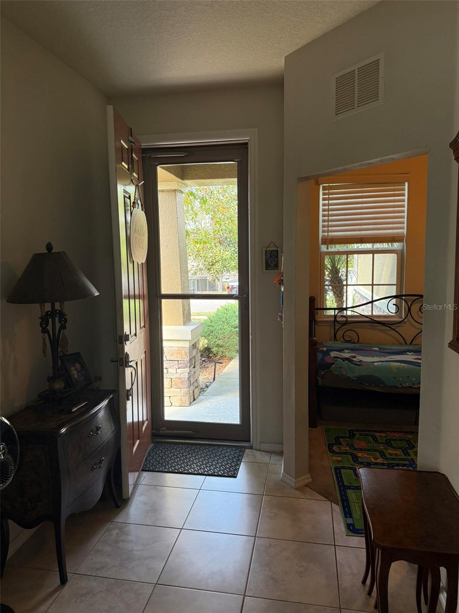 Image 4 of 29 For 21846 Belgian Court