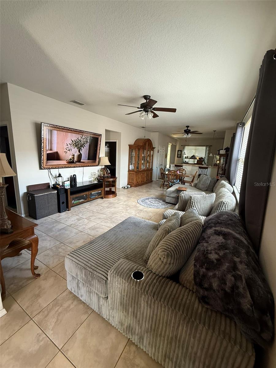 Image 5 of 29 For 21846 Belgian Court