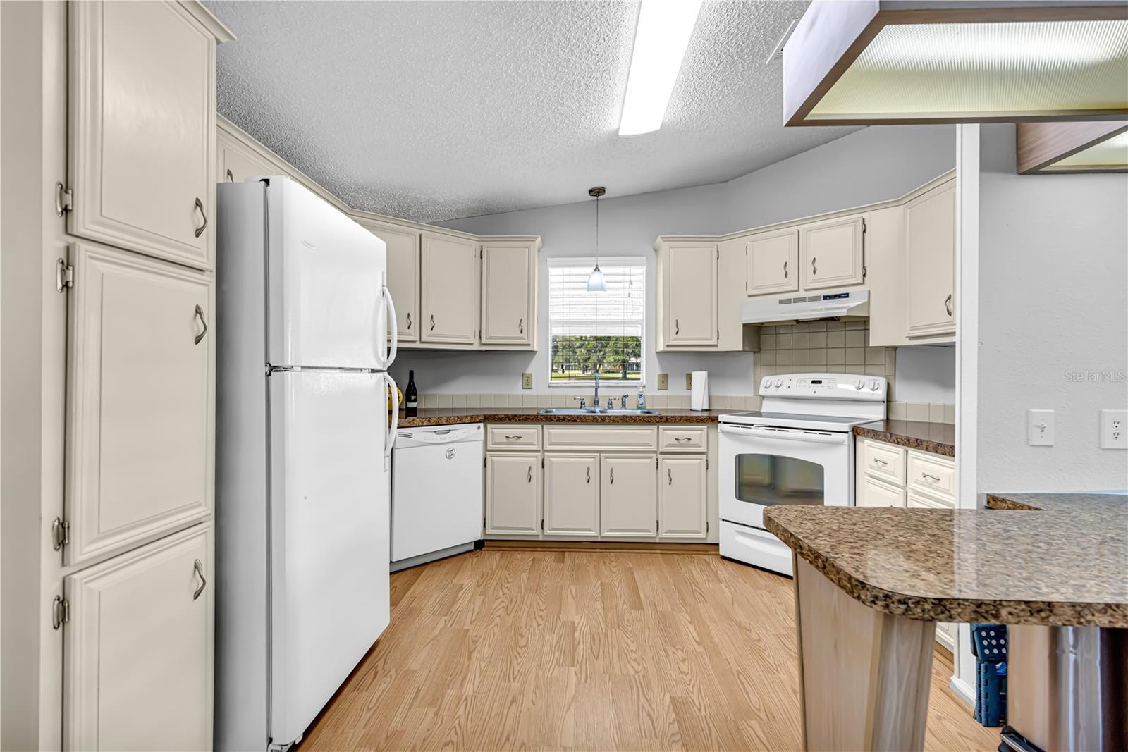 Image 30 of 41 For 1514 Schwartz Boulevard