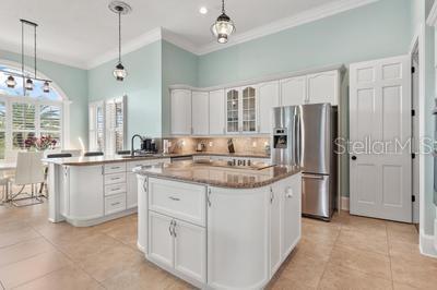 Image 22 of 71 For 1641 Edgewater Drive