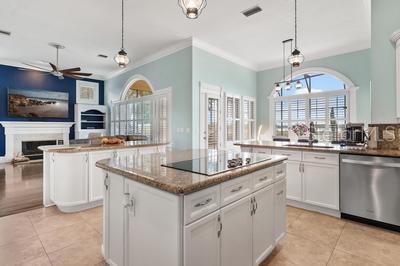 Image 23 of 71 For 1641 Edgewater Drive