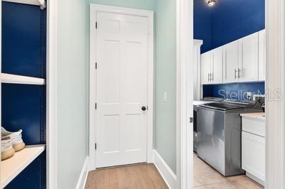 Image 27 of 71 For 1641 Edgewater Drive