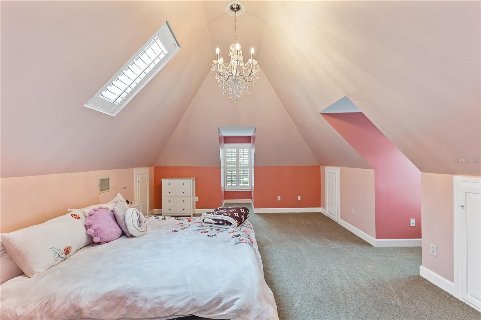 Image 45 of 71 For 1641 Edgewater Drive