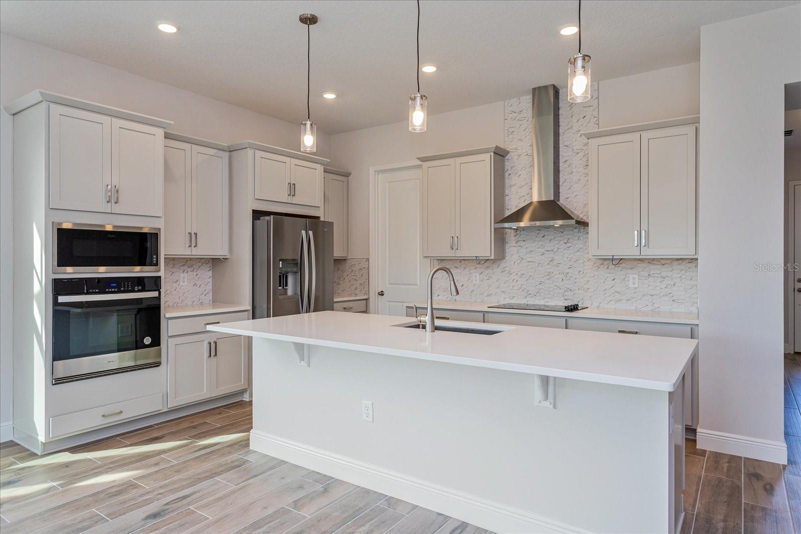 Image 8 of 20 For 10568 Pearson Avenue