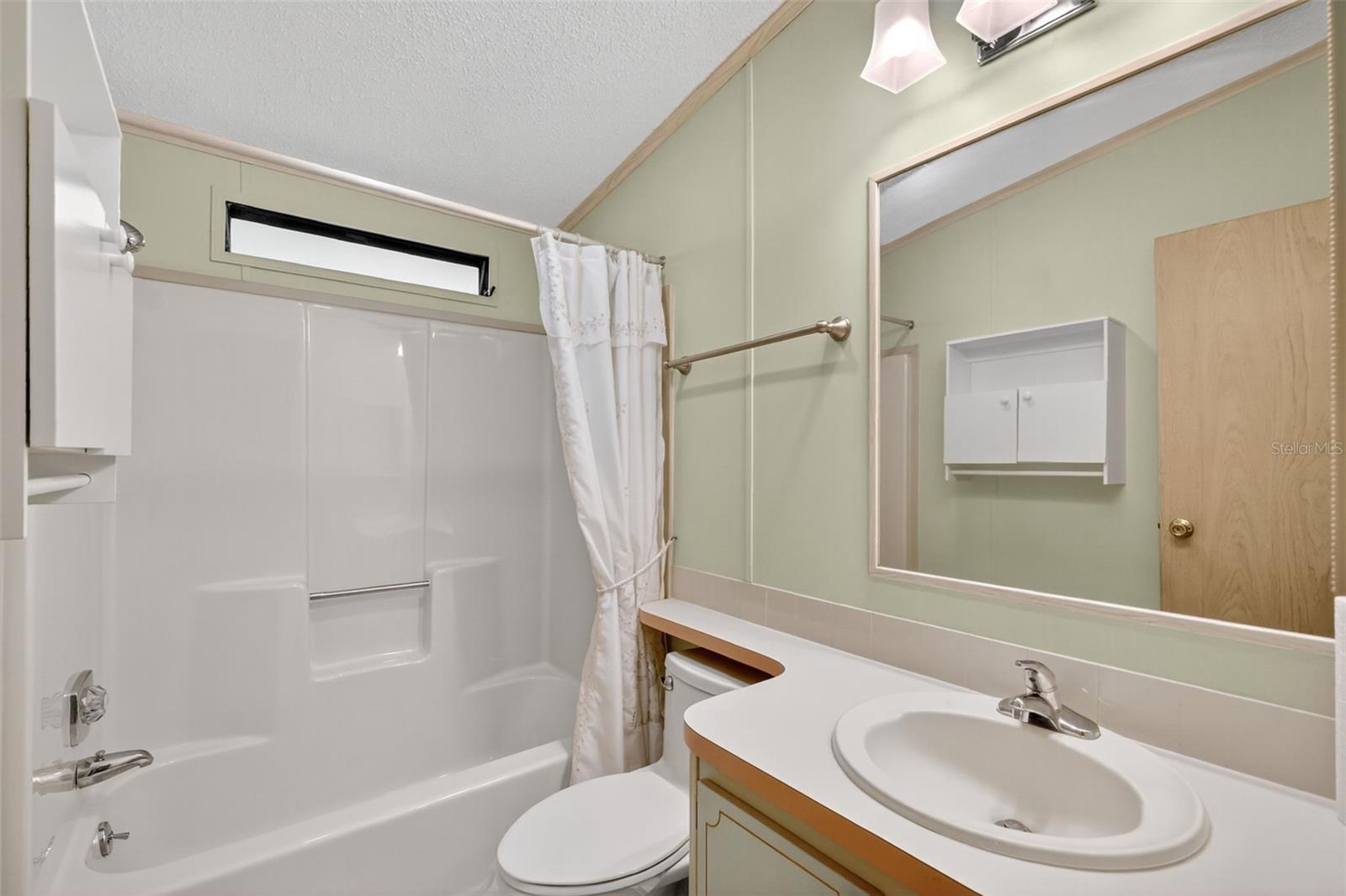 Image 22 of 39 For 3006 Rainbow Road