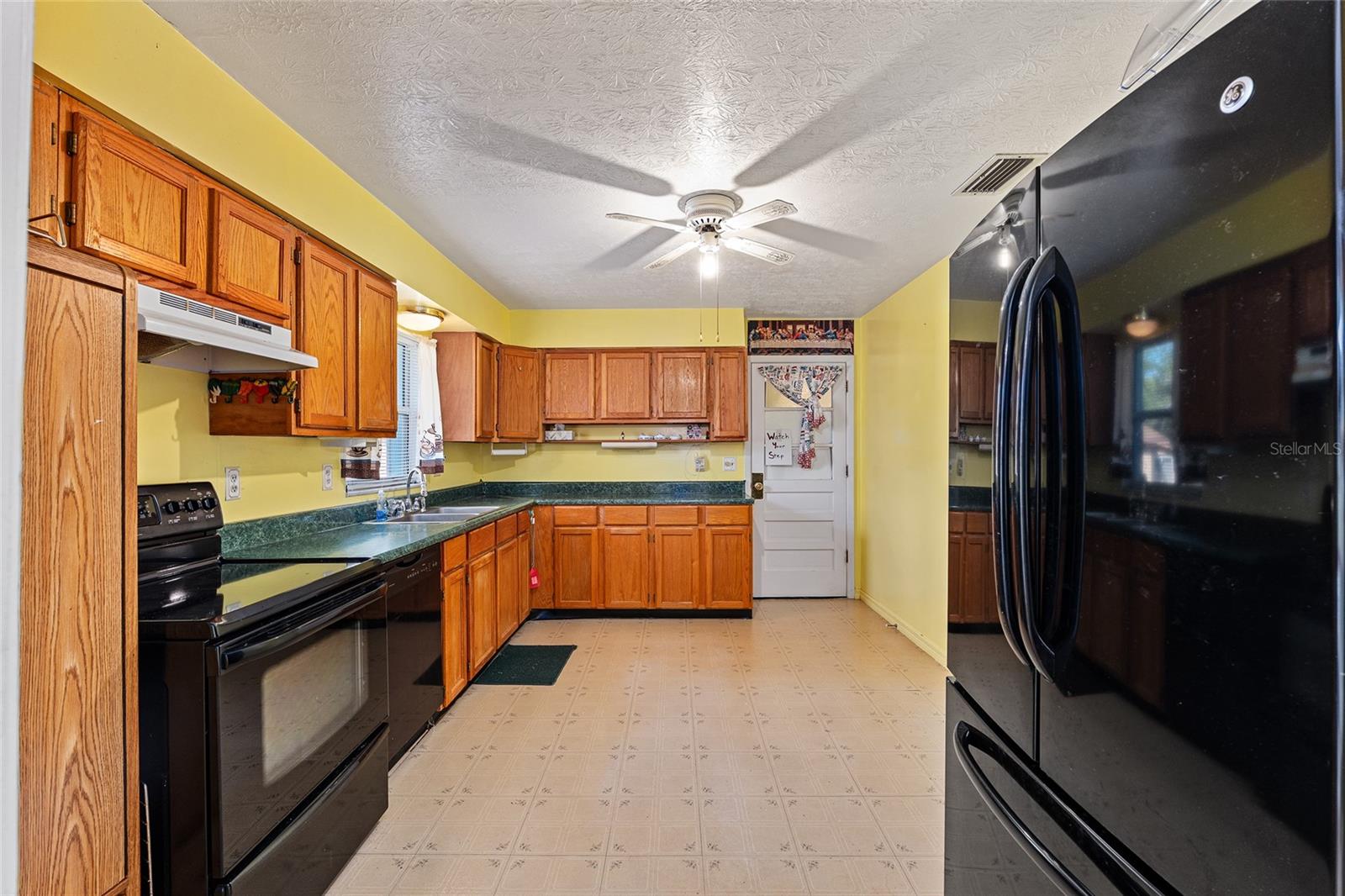 Image 11 of 60 For 9235 108th Place