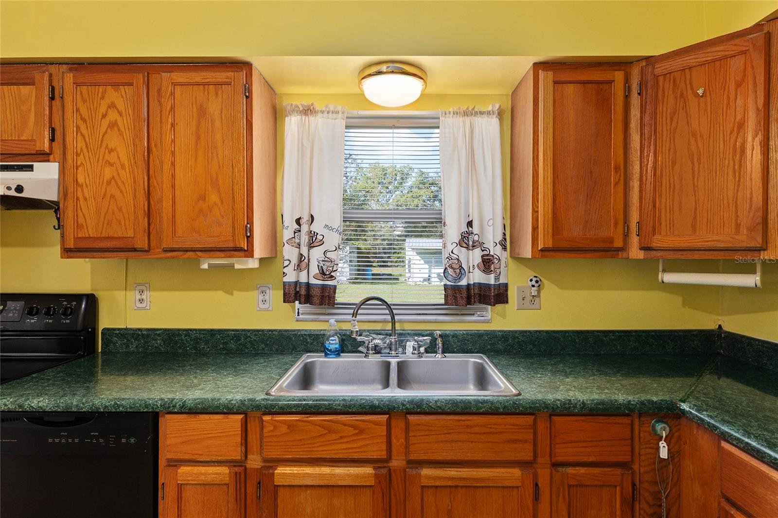 Image 13 of 60 For 9235 108th Place