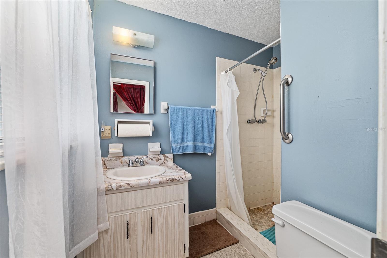 Image 21 of 60 For 9235 108th Place