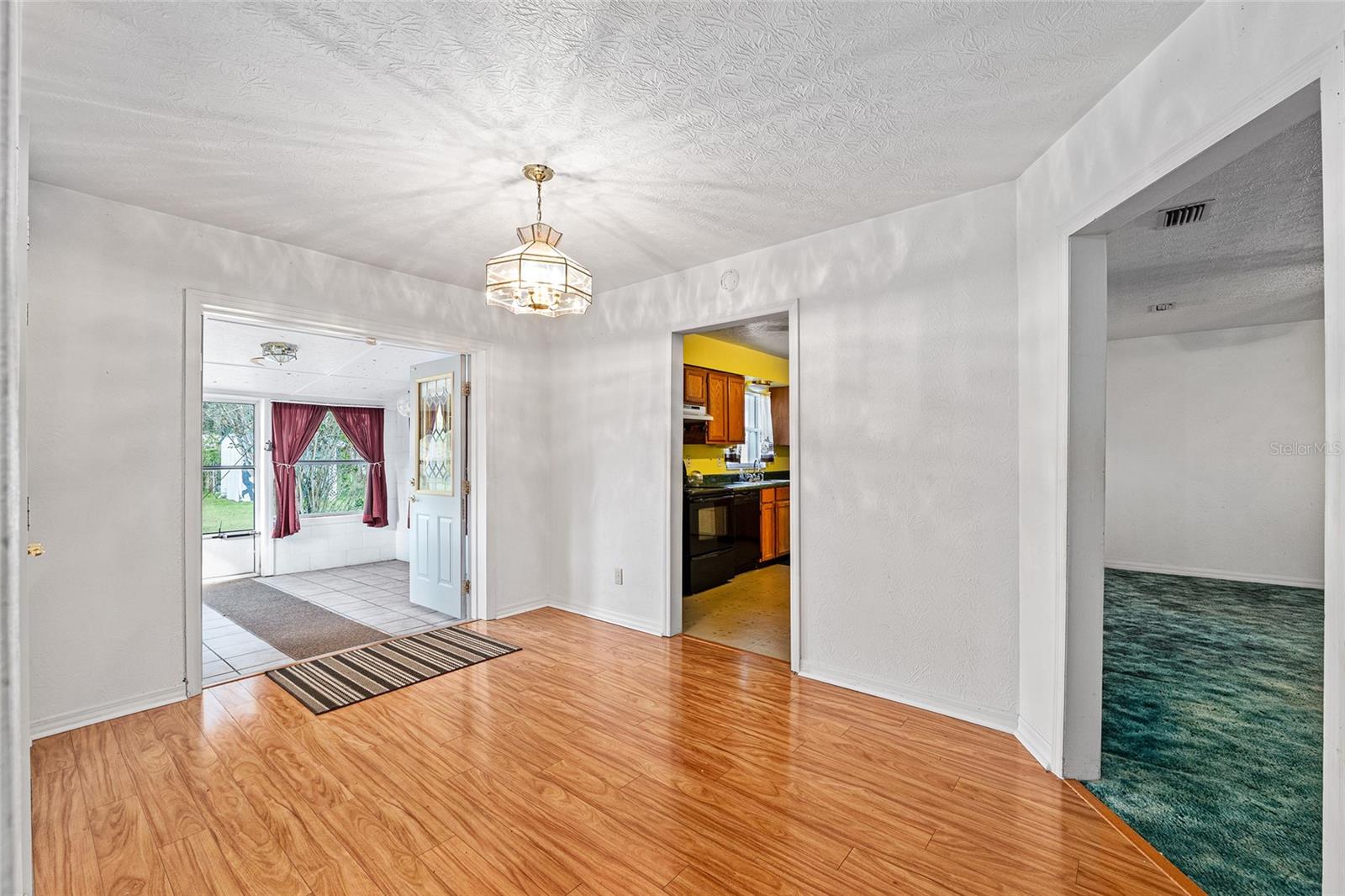 Image 8 of 60 For 9235 108th Place