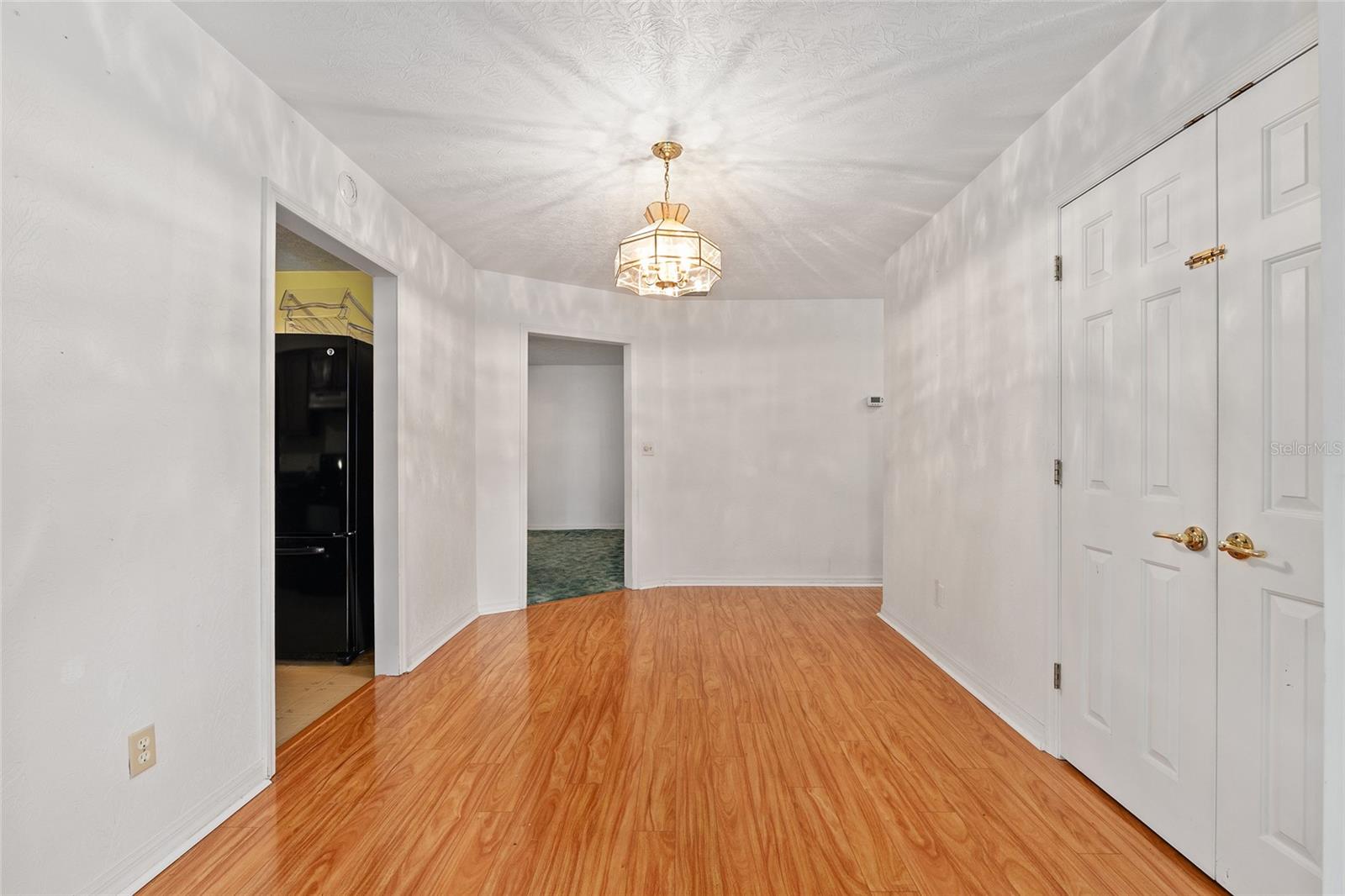 Image 9 of 60 For 9235 108th Place