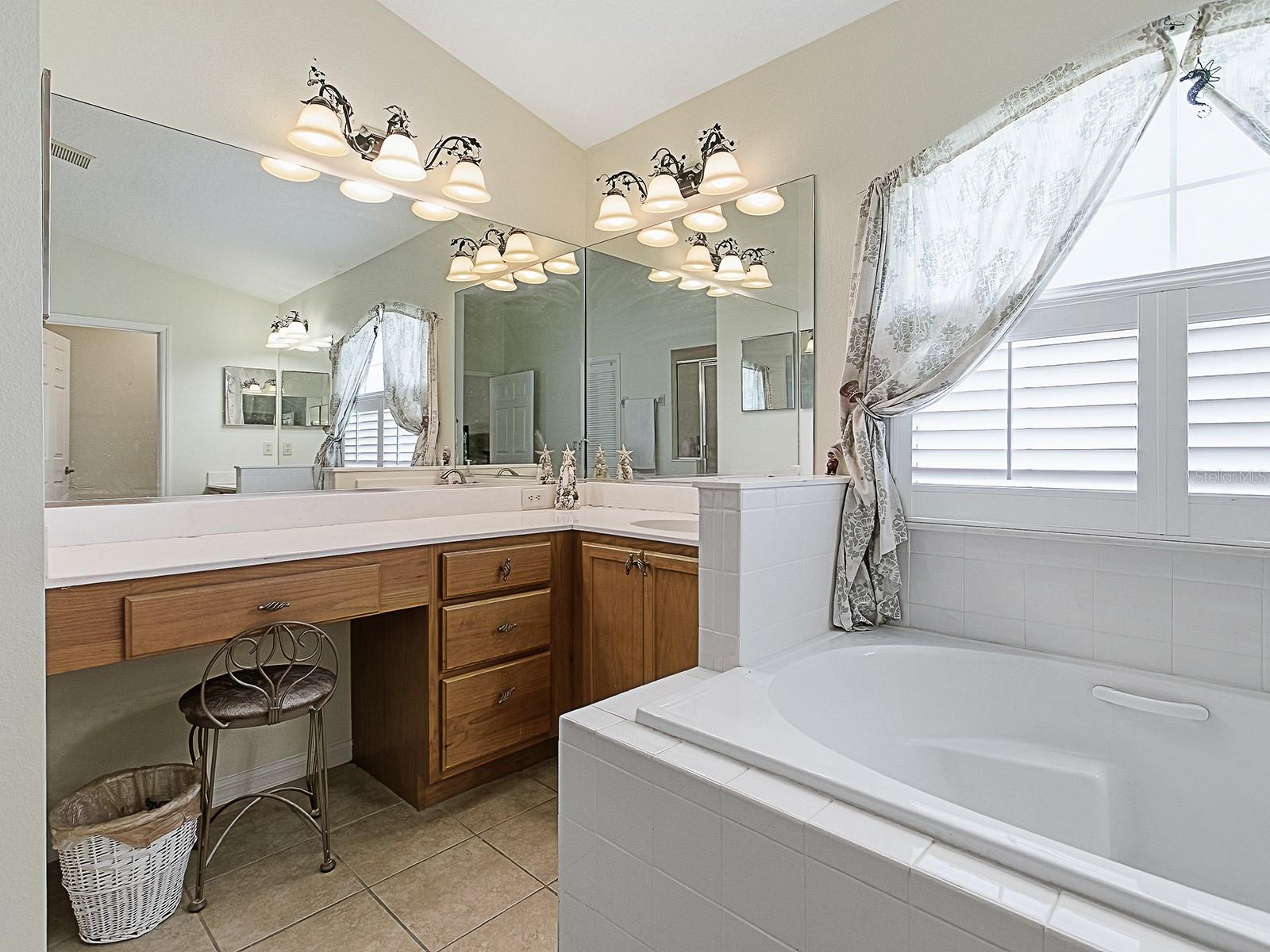 Image 37 of 73 For 4849 Sable Ridge Court