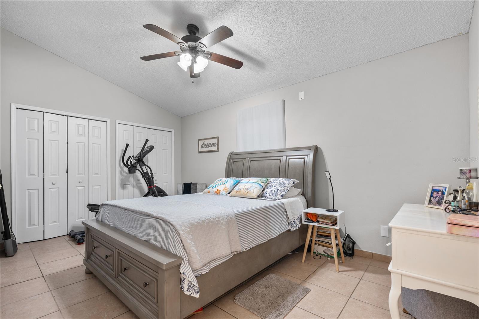 Image 13 of 22 For 9455 Dearmont Avenue