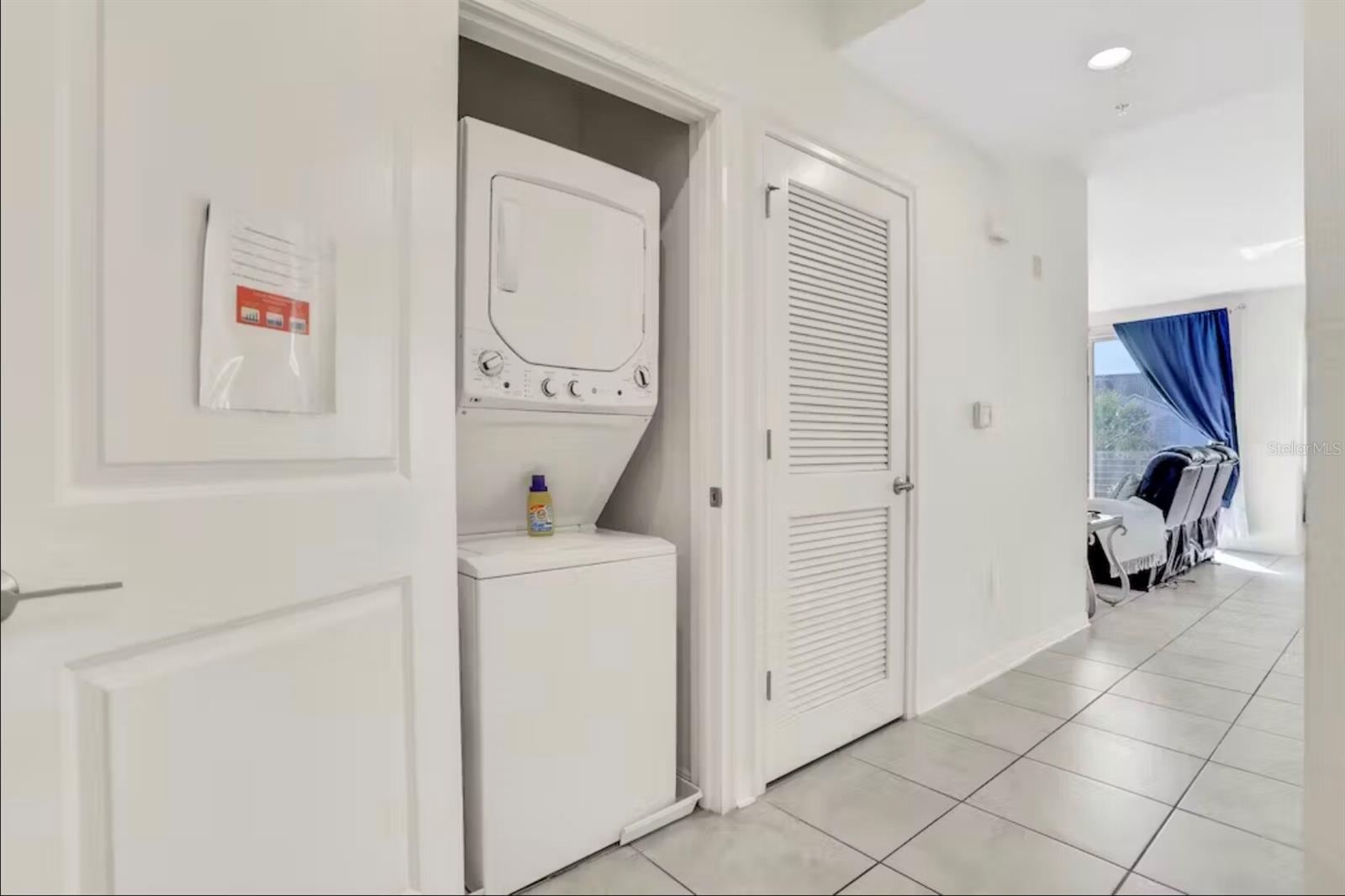 Image 16 of 33 For 4751 Clock Tower Dr  203