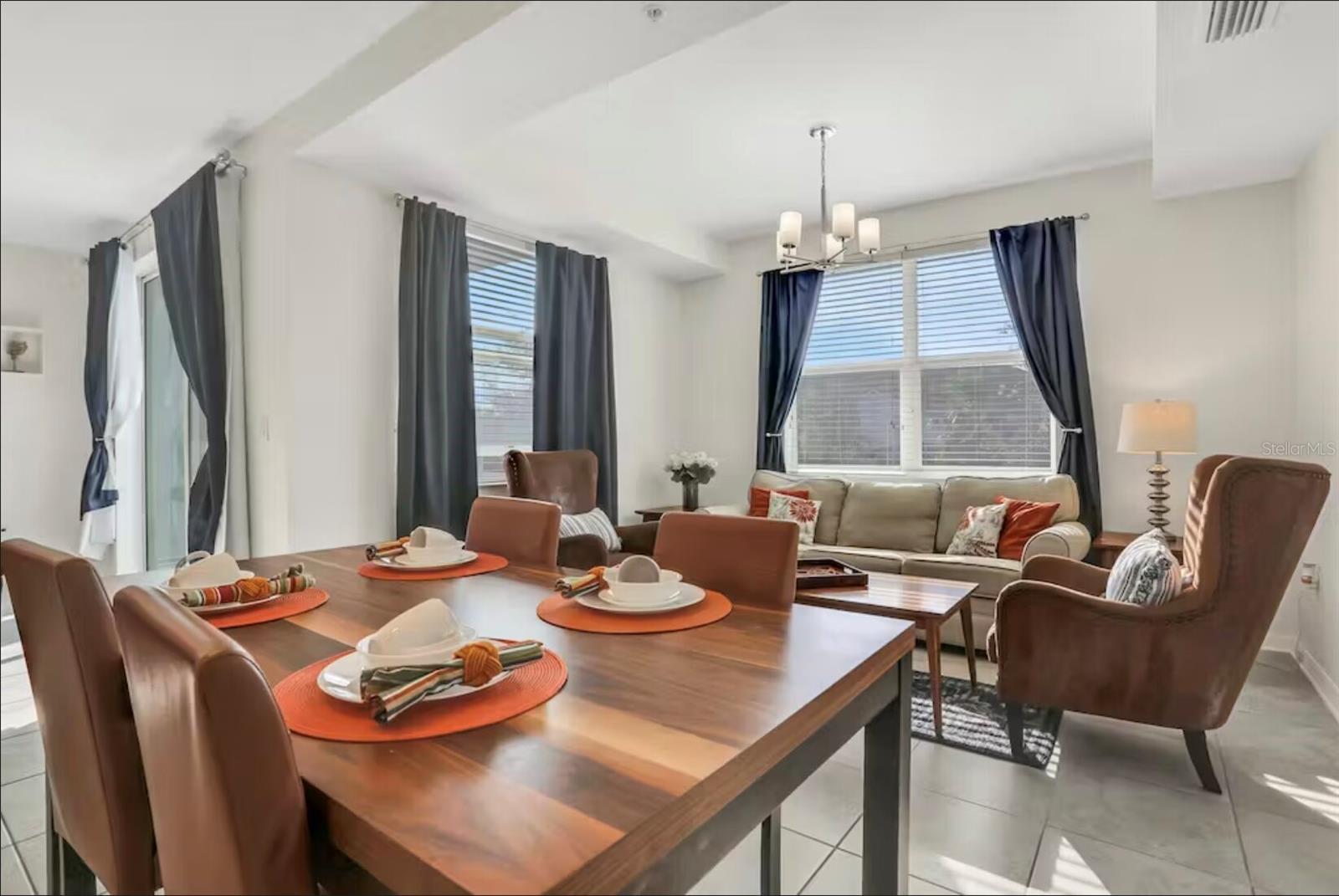 Image 6 of 33 For 4751 Clock Tower Dr  203