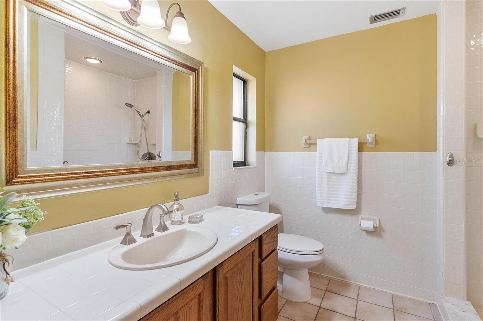 Image 29 of 54 For 32119 Pike Street