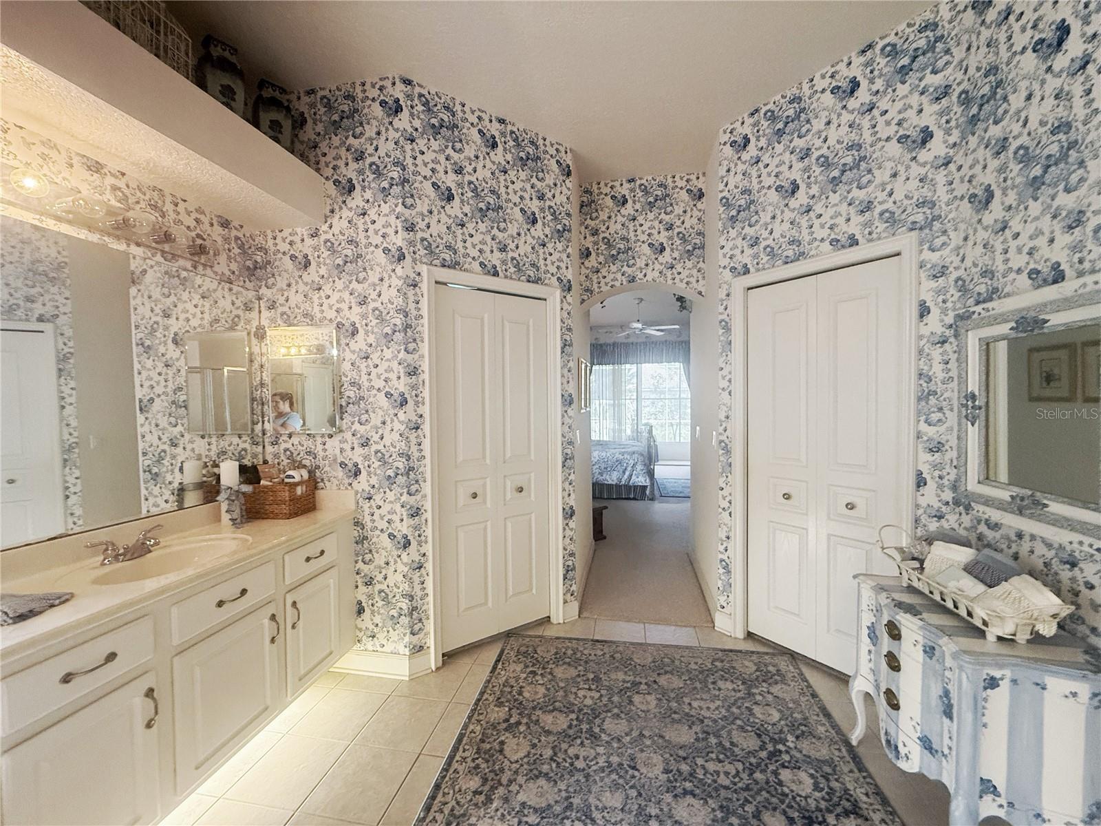 Image 20 of 54 For 2134 Saint Ives Court