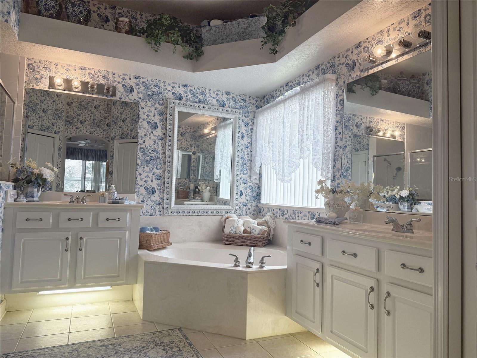 Image 22 of 54 For 2134 Saint Ives Court