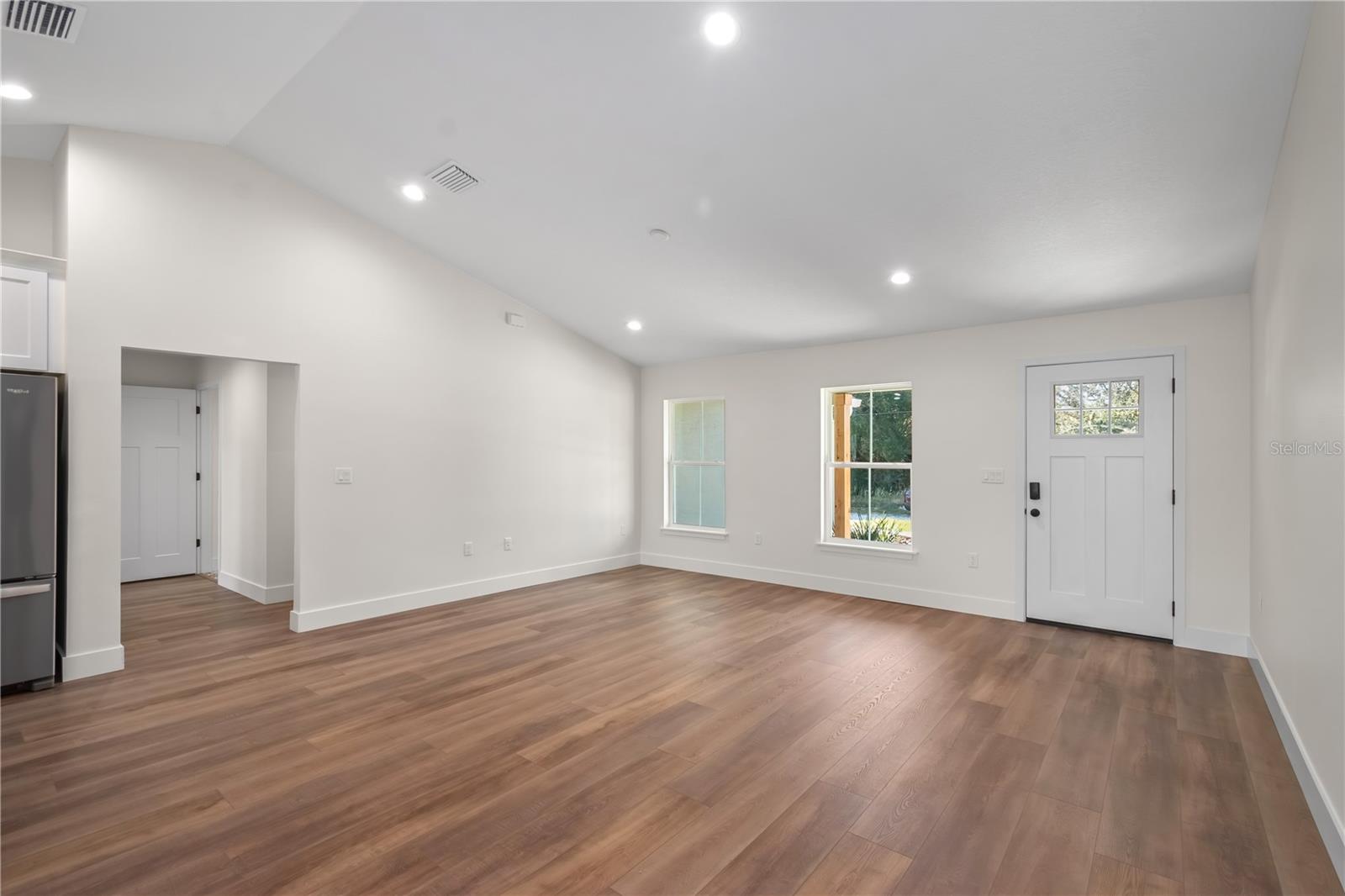 Image 13 of 41 For 13351 107th Place