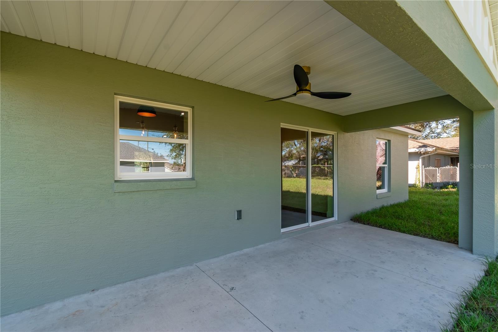 Image 36 of 41 For 13351 107th Place