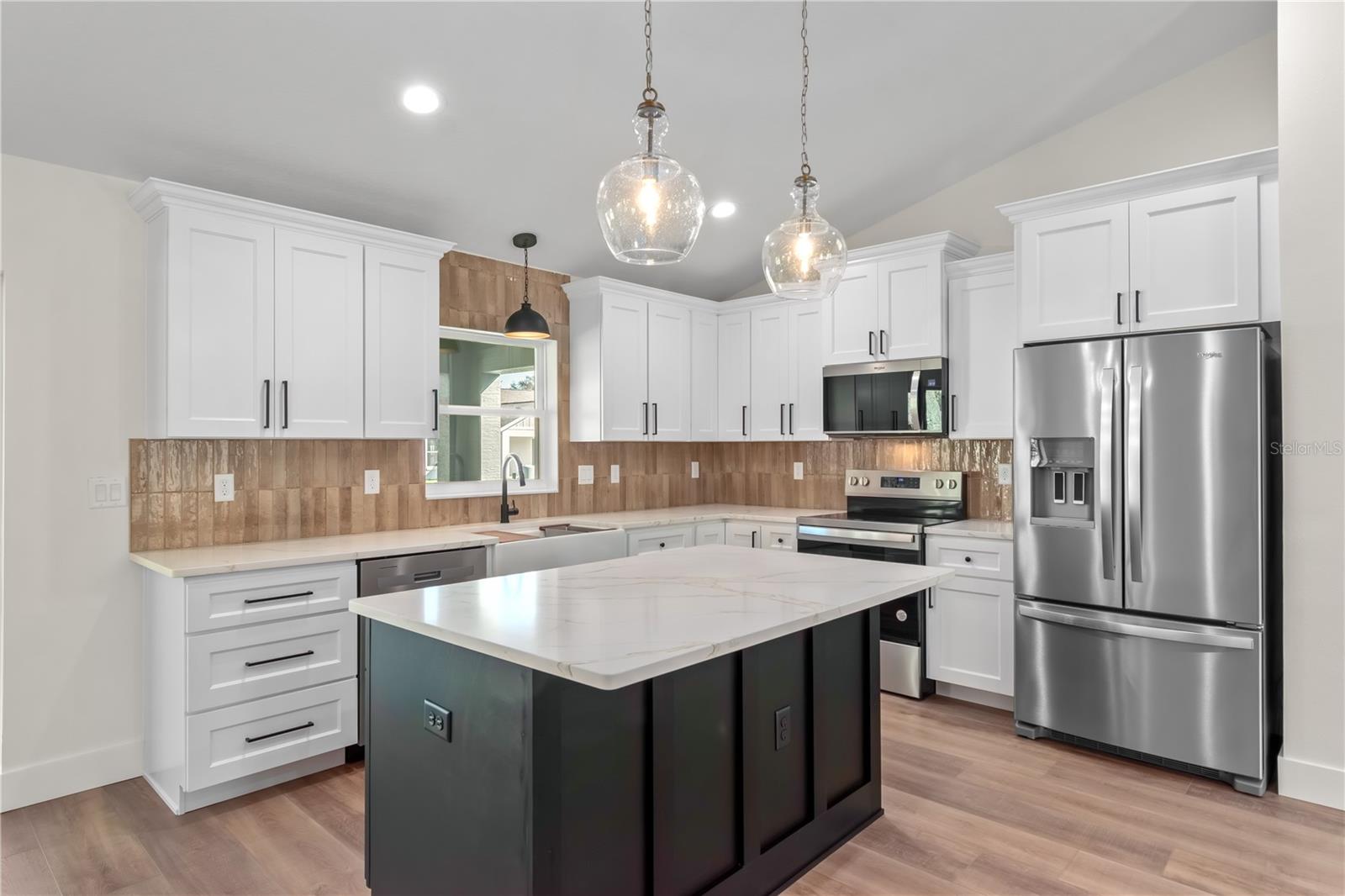 Image 6 of 41 For 13351 107th Place