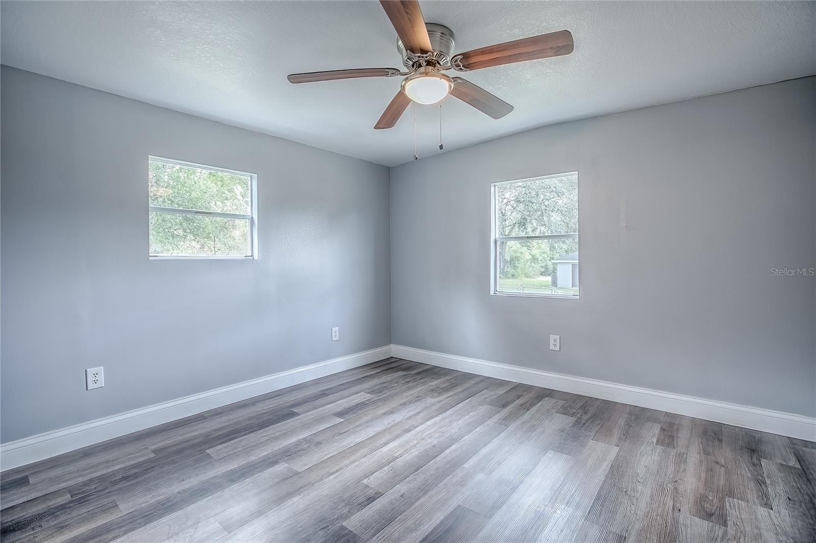 Image 10 of 28 For 13097 109th Terrace