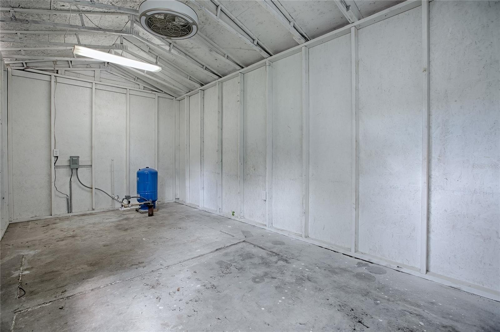 Image 20 of 28 For 13097 109th Terrace