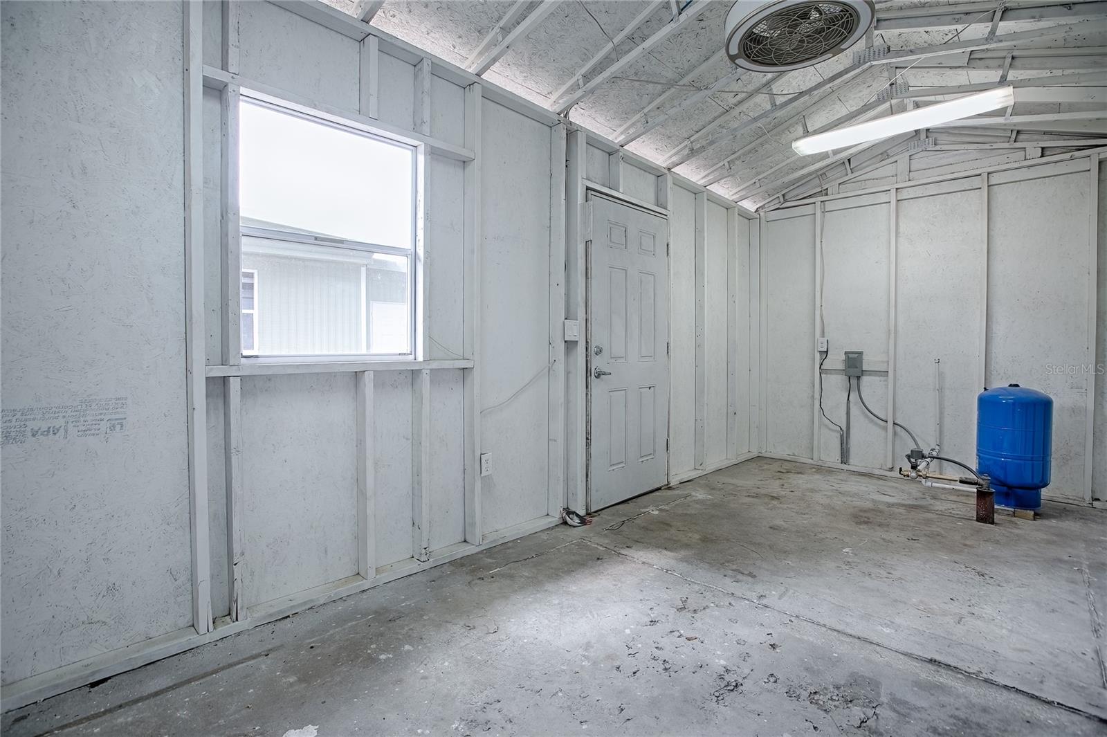 Image 21 of 28 For 13097 109th Terrace