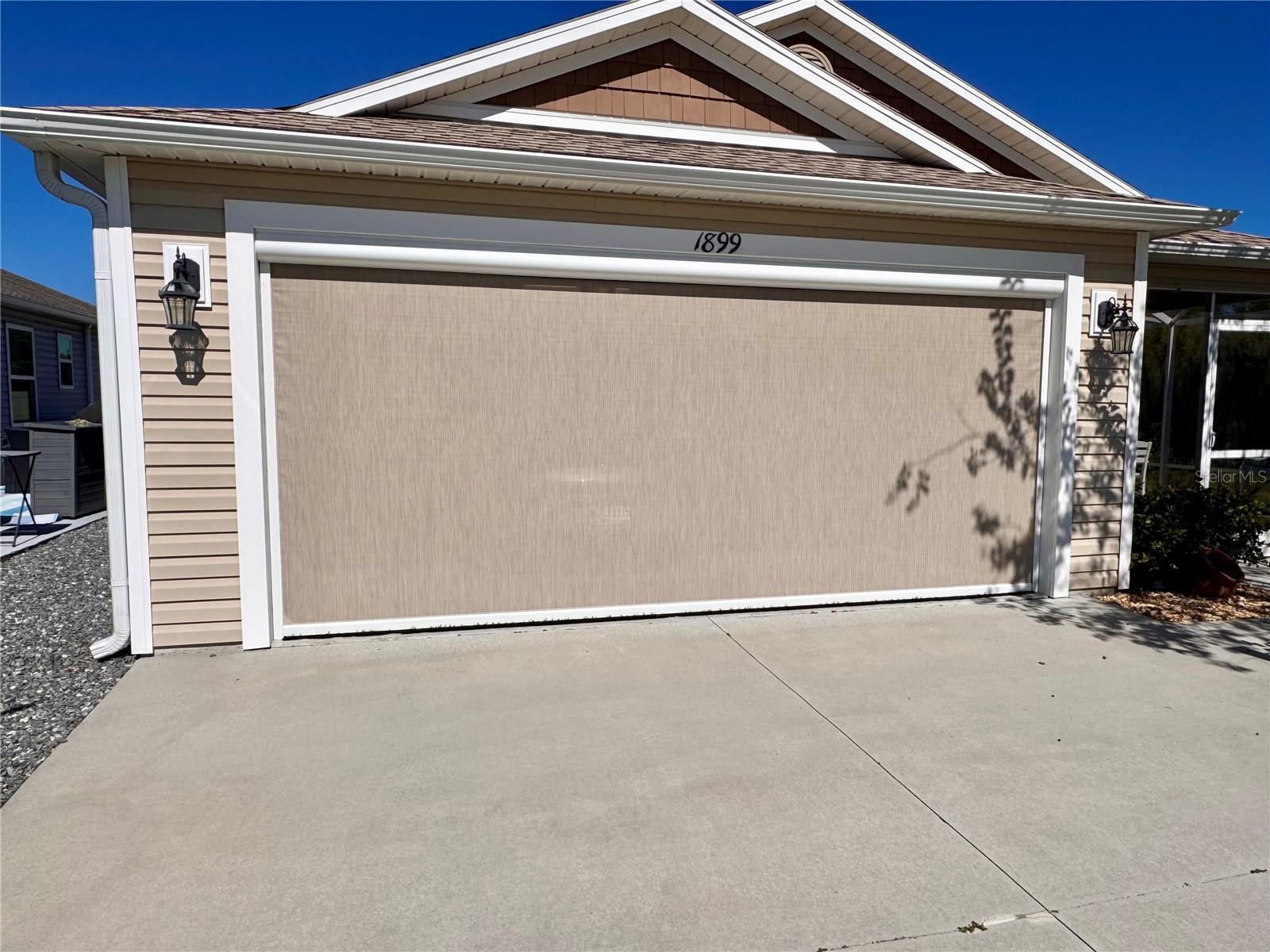 Image 23 of 27 For 1899 Groesser Place