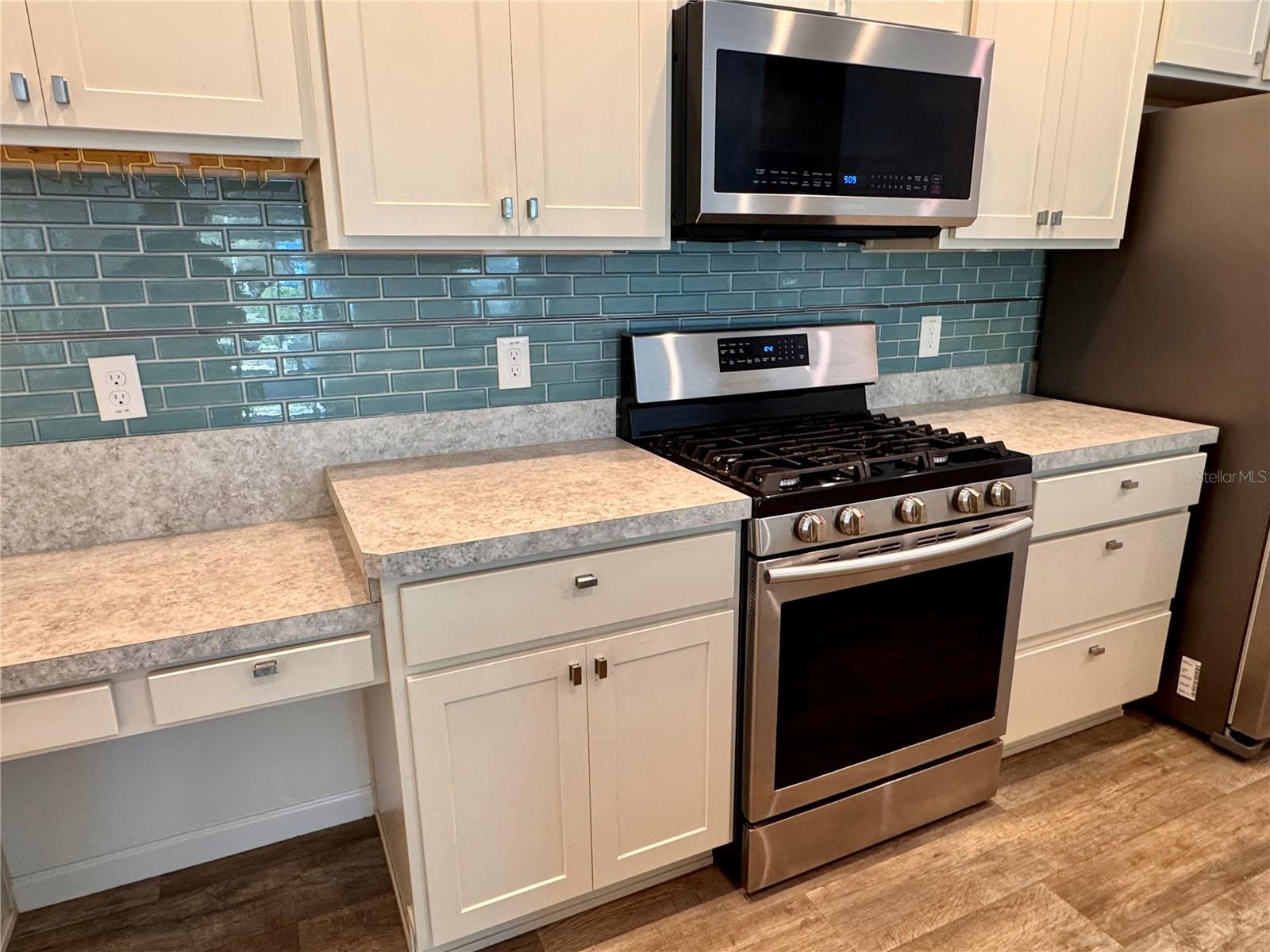 Image 7 of 27 For 1899 Groesser Place