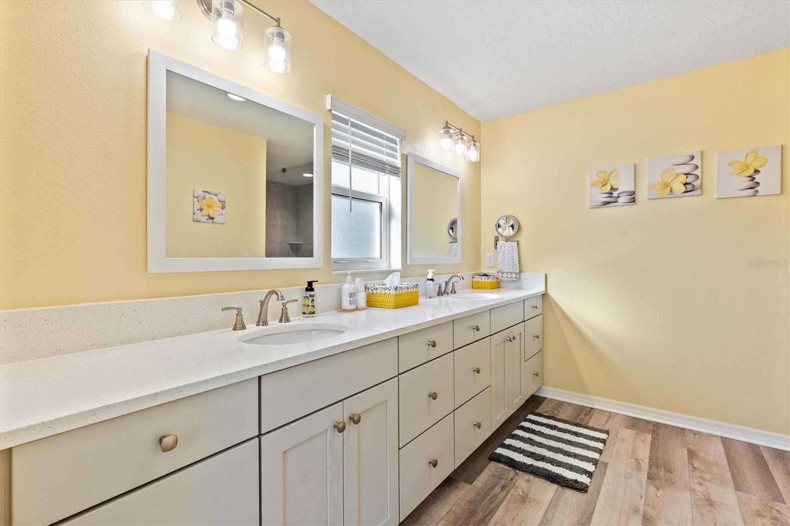 Image 18 of 38 For 6692 Newell Loop