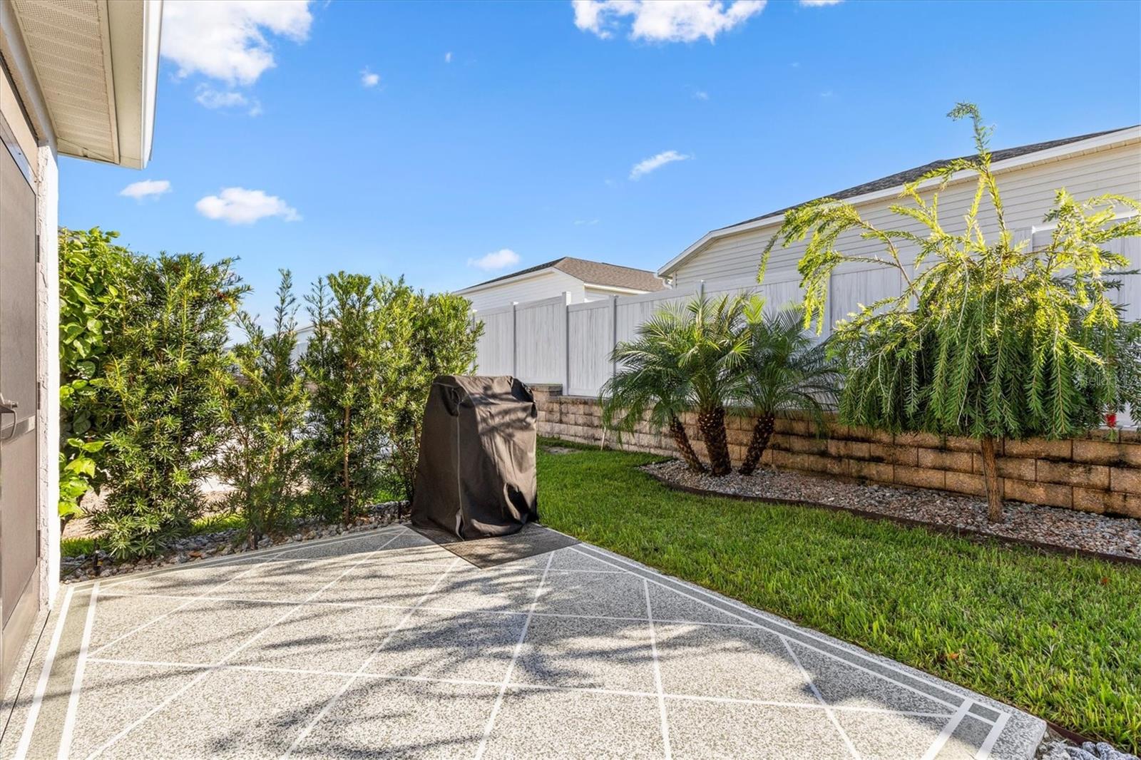 Image 33 of 38 For 6692 Newell Loop