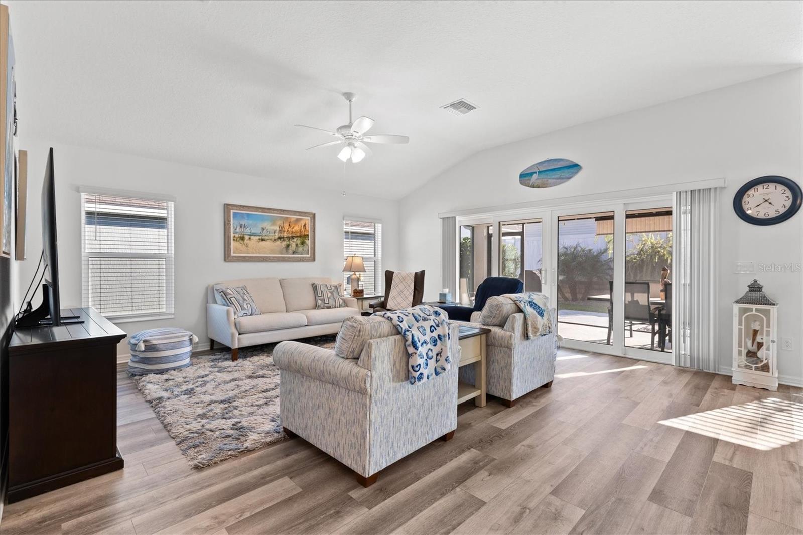 Image 4 of 38 For 6692 Newell Loop