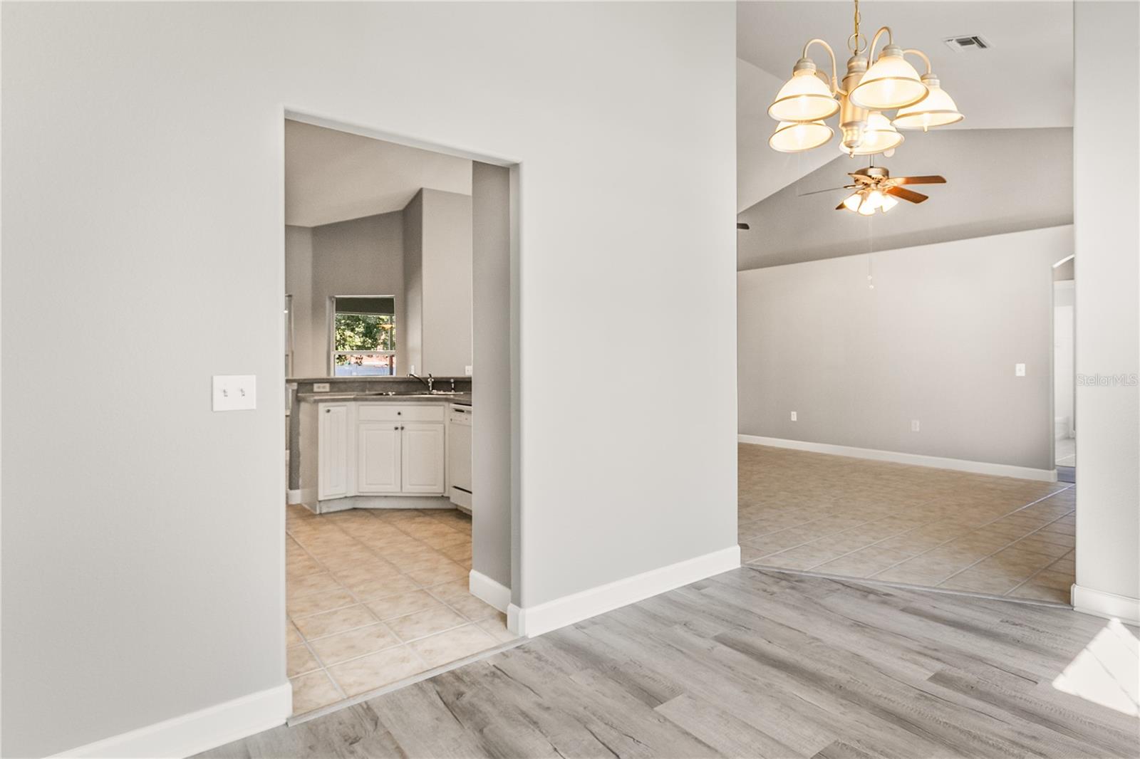 Image 14 of 53 For 2026 Oakbend Drive