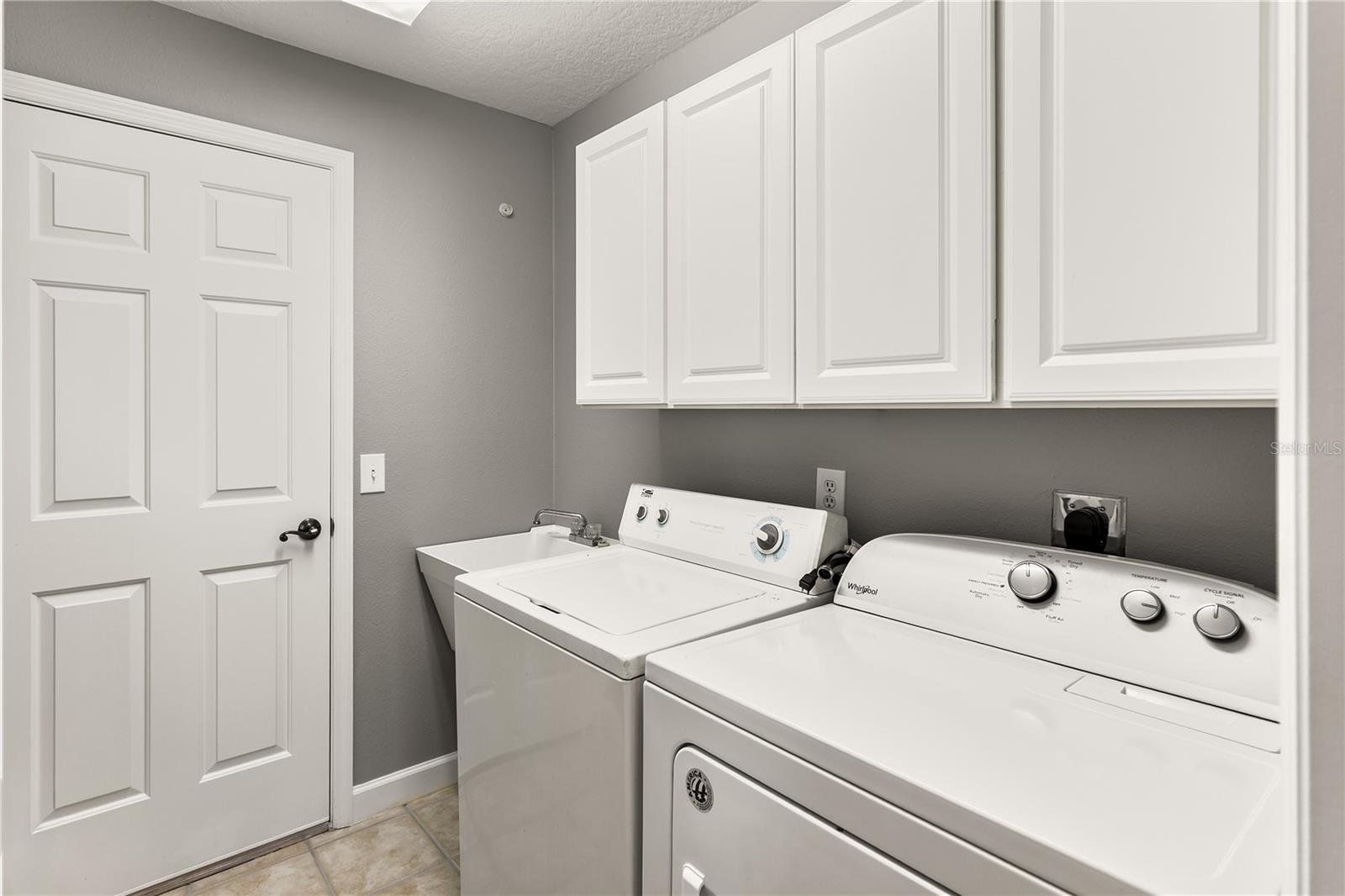 Image 23 of 53 For 2026 Oakbend Drive