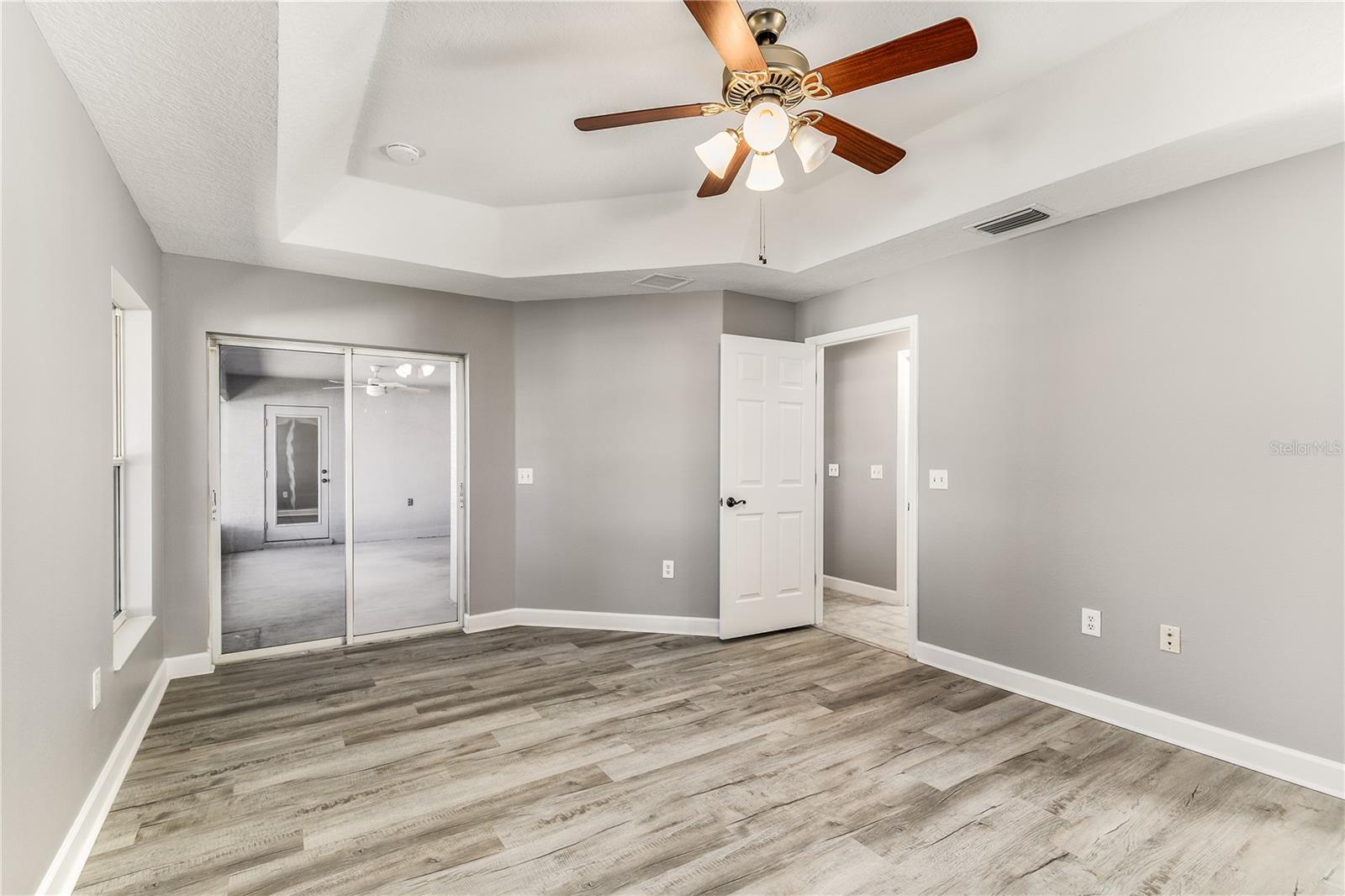 Image 25 of 53 For 2026 Oakbend Drive