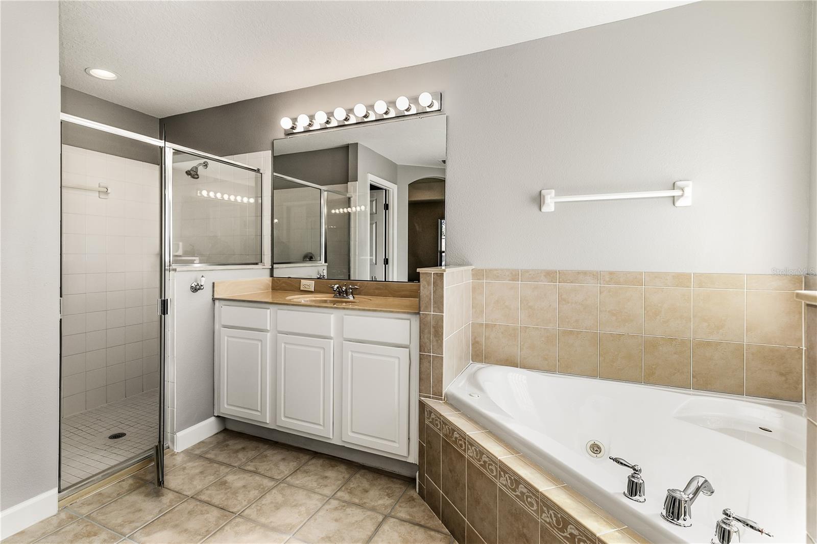 Image 27 of 53 For 2026 Oakbend Drive