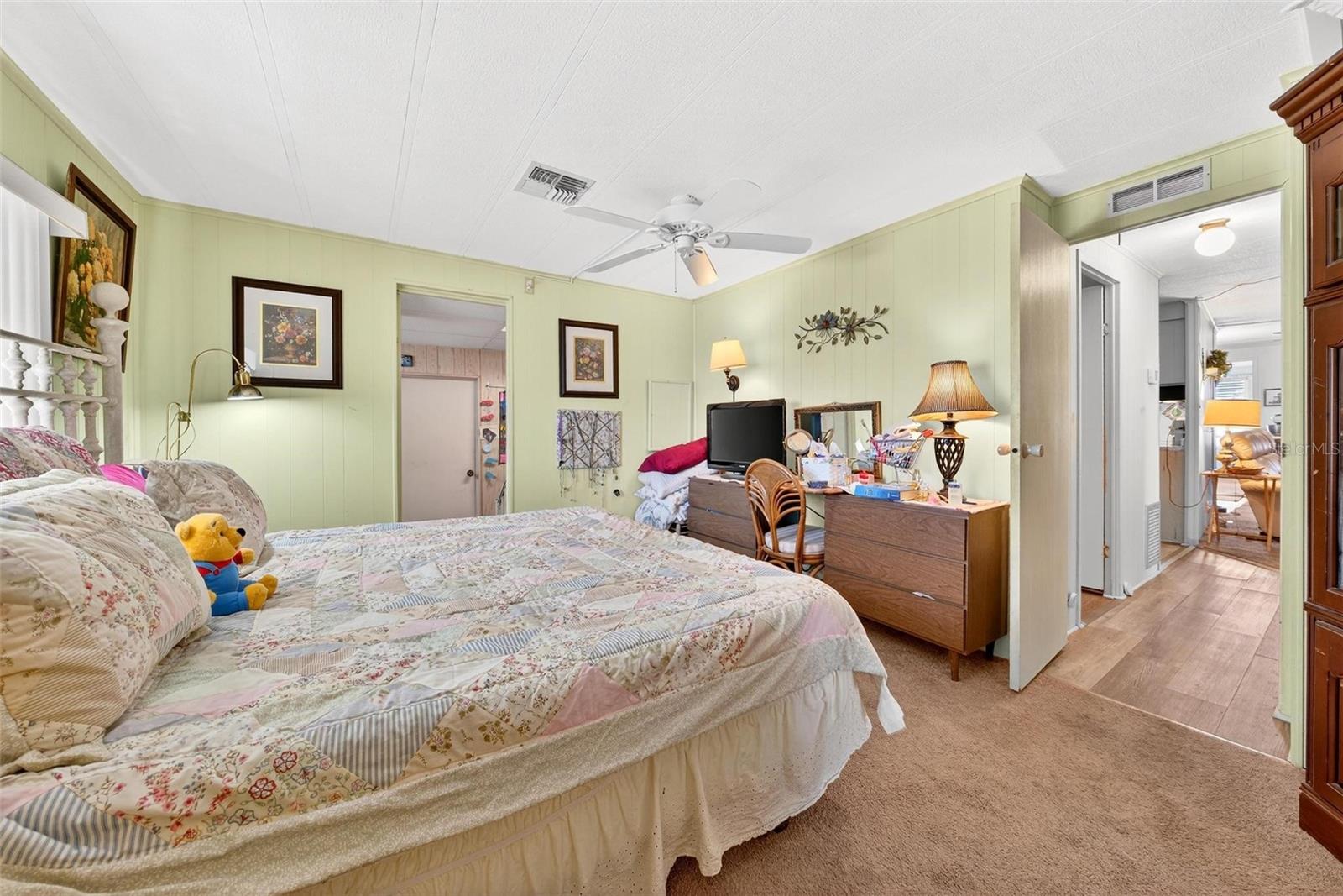 Image 18 of 81 For 115 Tropical Lane