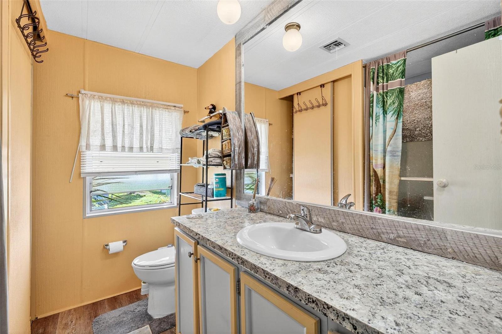 Image 21 of 81 For 115 Tropical Lane