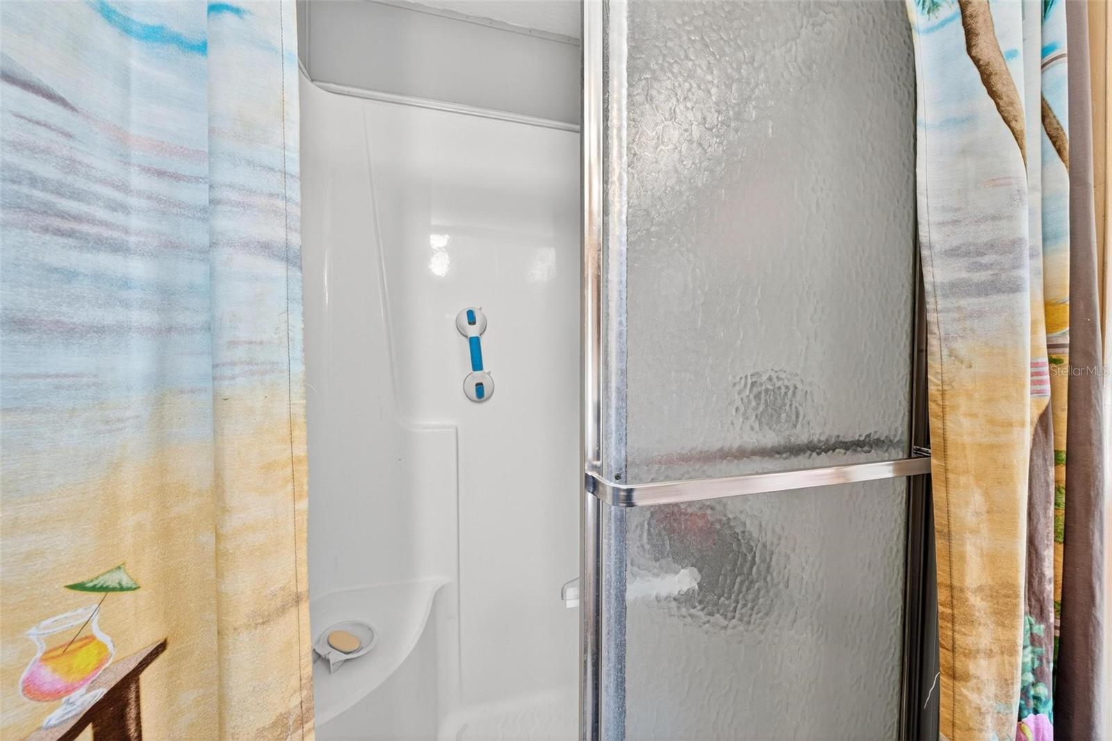 Image 22 of 81 For 115 Tropical Lane