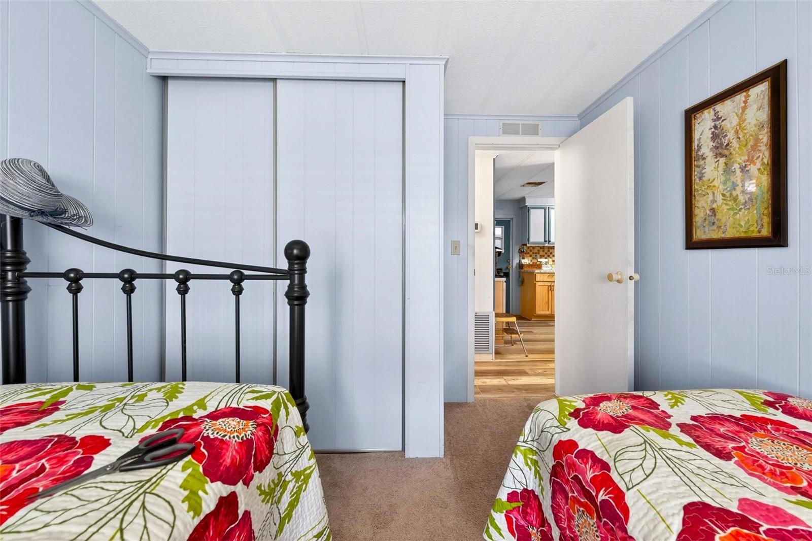 Image 31 of 81 For 115 Tropical Lane