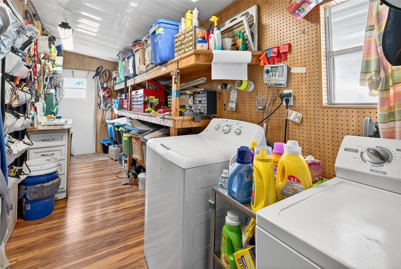 Image 36 of 81 For 115 Tropical Lane