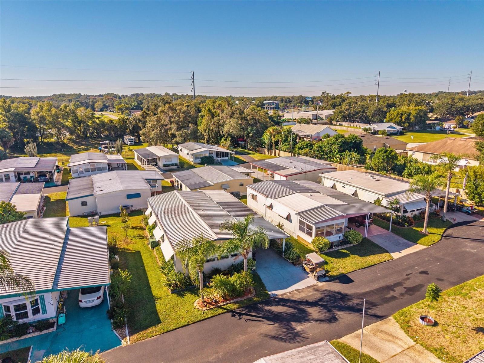 Image 51 of 81 For 115 Tropical Lane