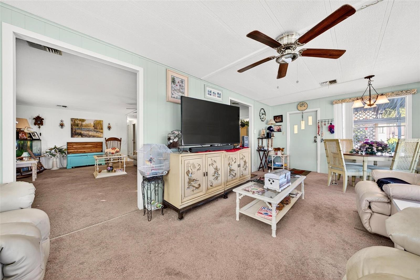 Image 8 of 81 For 115 Tropical Lane