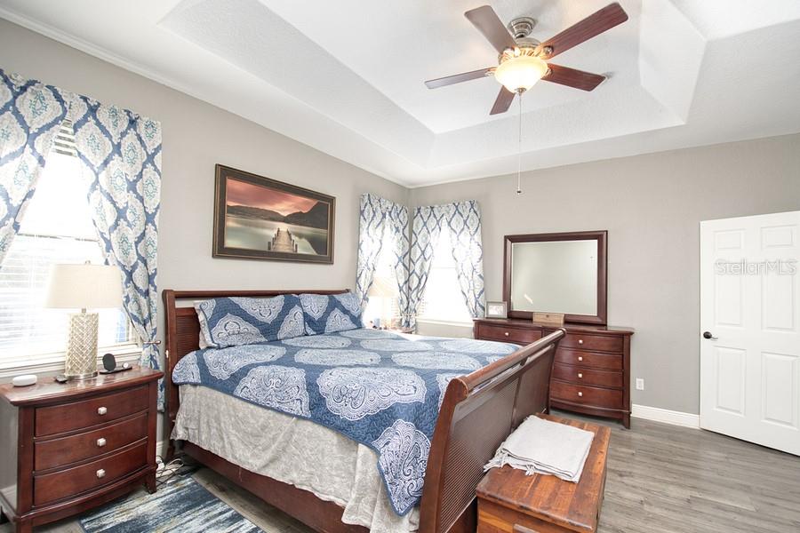 Image 20 of 49 For 11129 Oakshore Lane